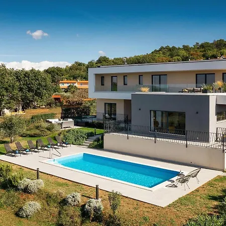 Maya Holiday home *